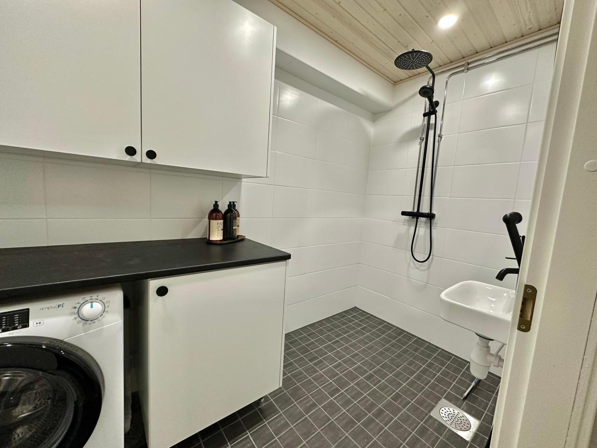 Aurora City View Suite Рованиеми Экстерьер фото